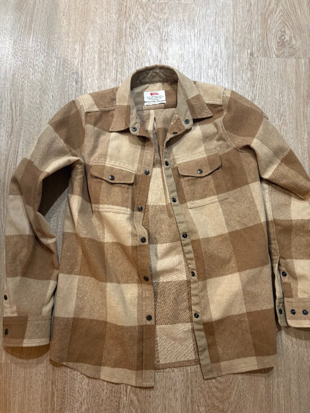 Fjallraven Canada Shirt in Buckwheat Brown
